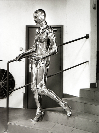 Illustration for article titled Gallery 2 Sexy Robots and Cyborgs